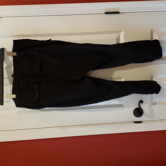 TORRID Black Stretch Chambray Cropped Cargo Pant sz 18 Women's Plus Joggers - Picture 7 of 13